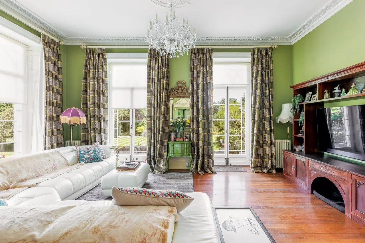 Brog Street, Corfe Mullen, Wimborne, Dorset, BH21 3HB, photo 9