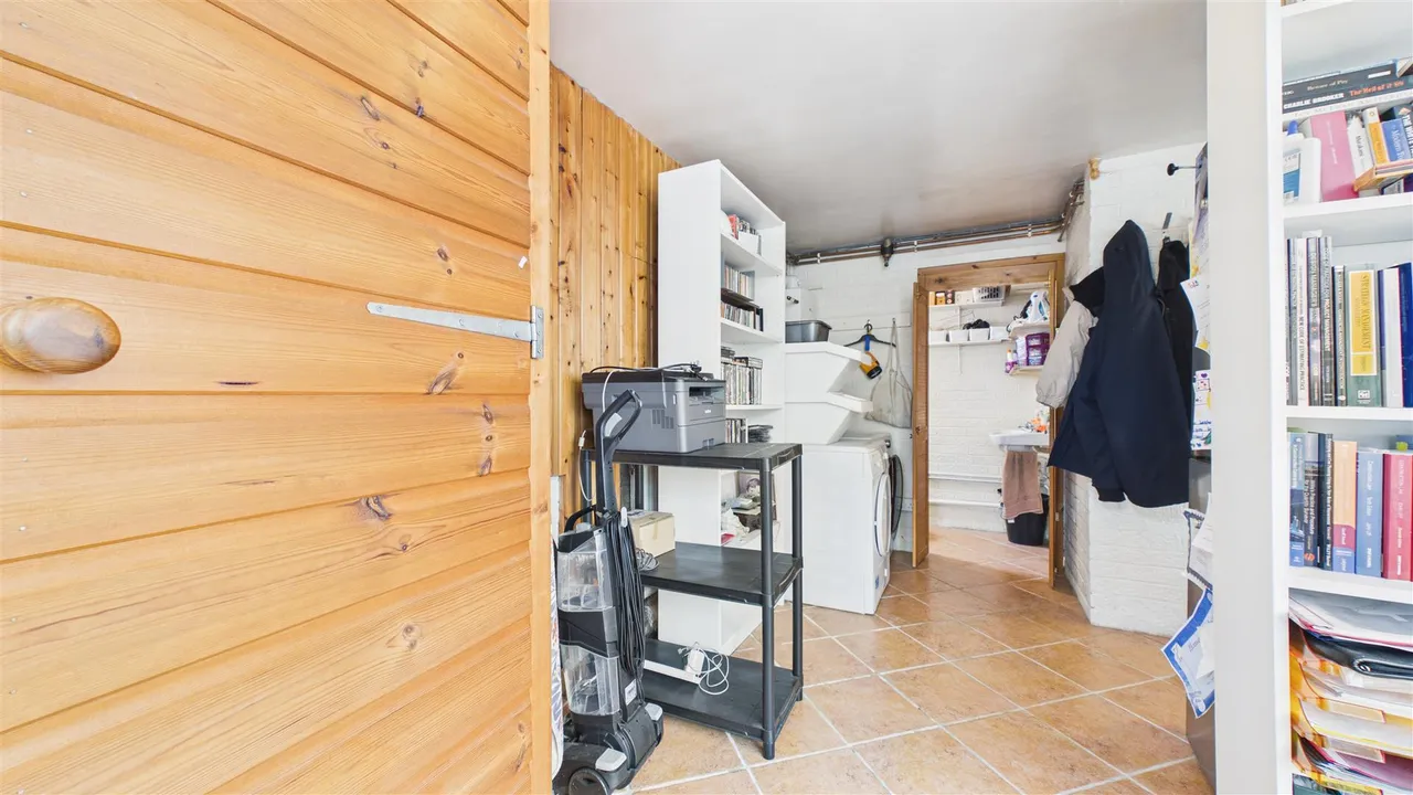 Fir Avenue, Bourne, photo 18