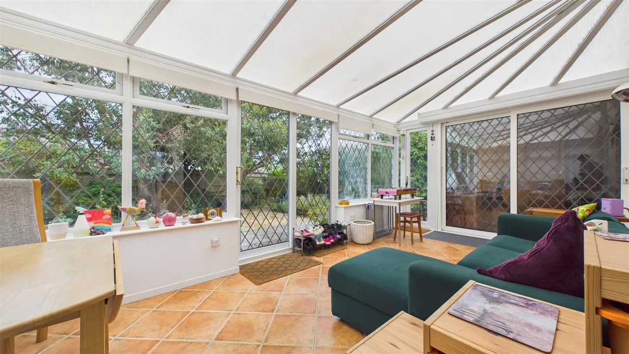 Fir Avenue, Bourne, photo 20