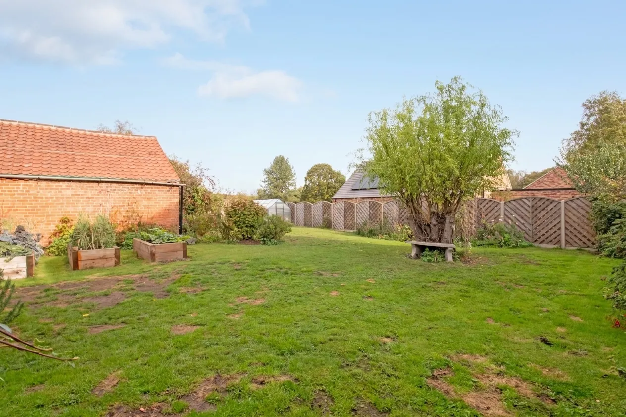 Church Road, Laughton, DN21, photo 34