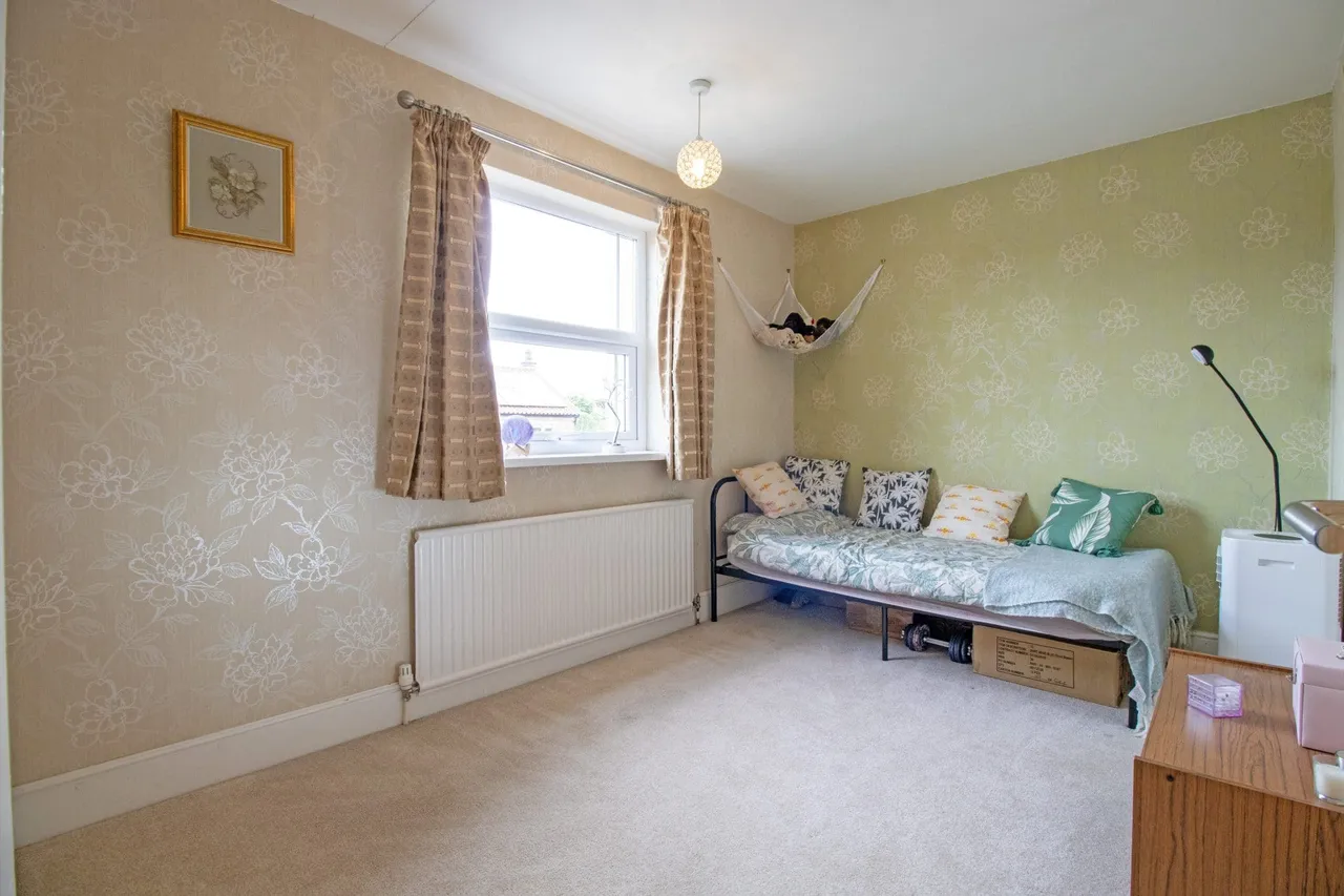 Church Road, Laughton, DN21, photo 21