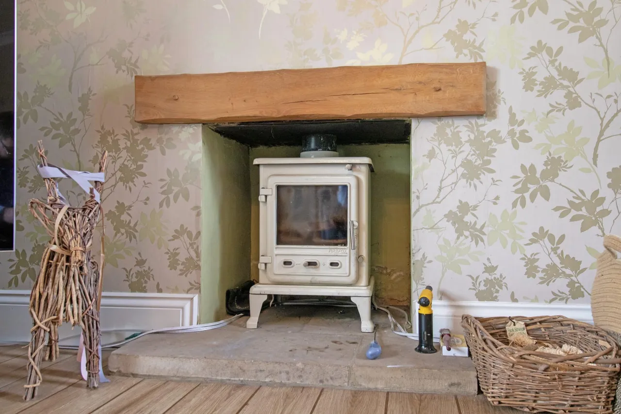 Church Road, Laughton, DN21, photo 4