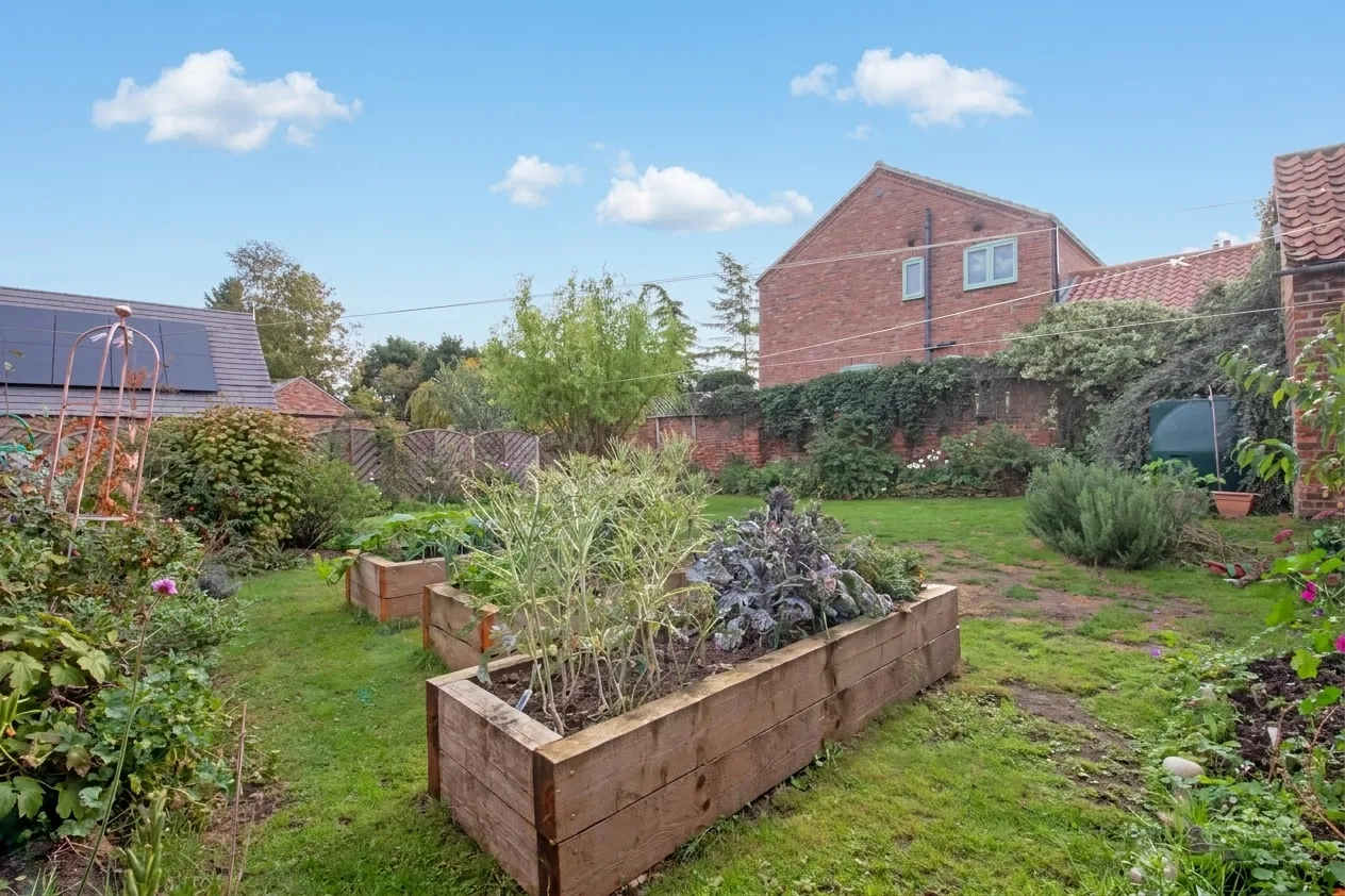 Church Road, Laughton, DN21, photo 35