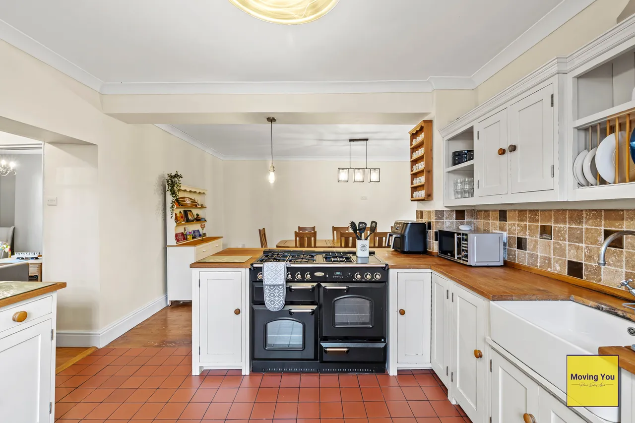 Coedcae, Pontardawe, Swansea, SA8 4PE, photo 10
