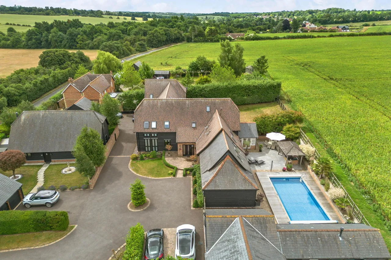 Hare Street, Buntingford, SG9, photo 4