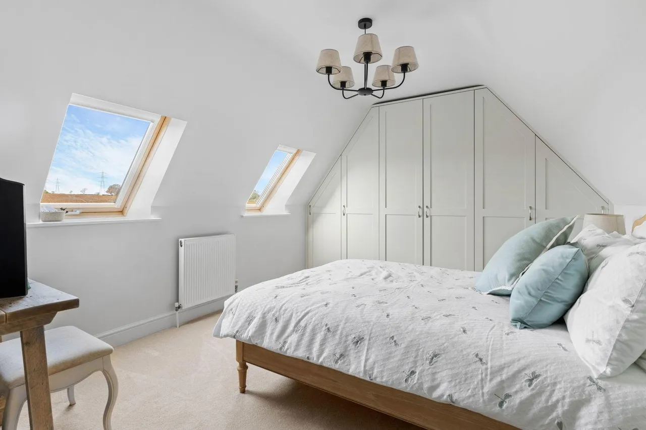 Hare Street, Buntingford, SG9, photo 32