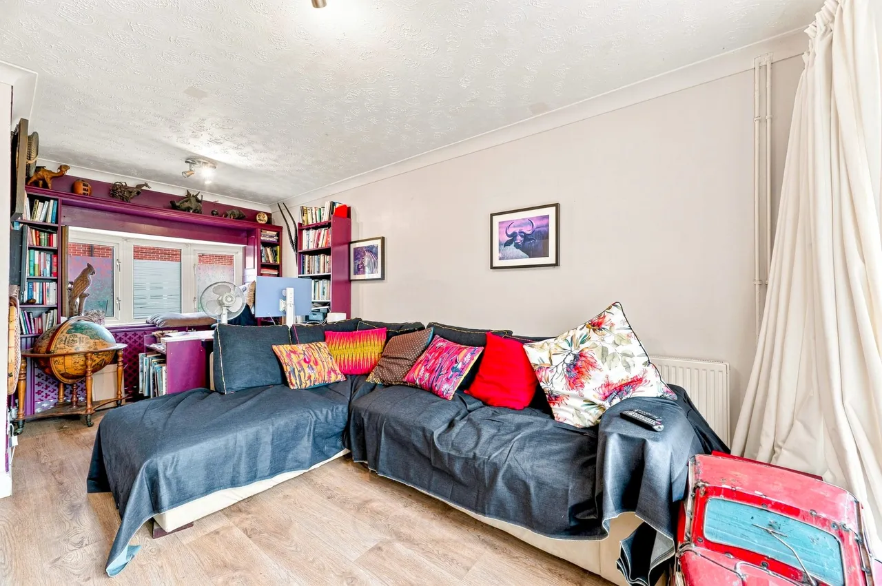 France Furlong, Great Linford, Milton Keynes, Milton Keynes, MK14 5EH, photo 8