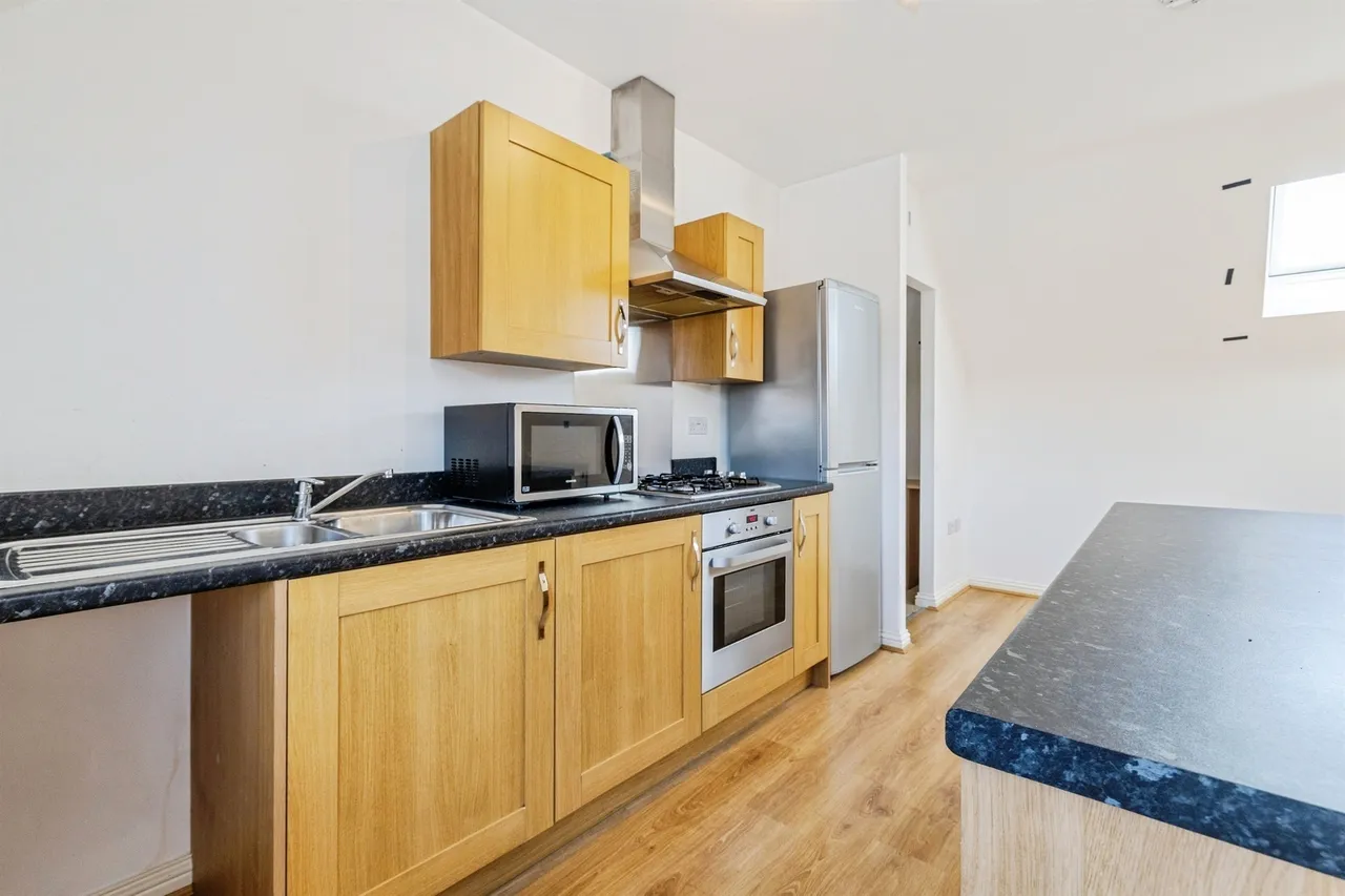 Iris Crescent, Lincoln, photo 5