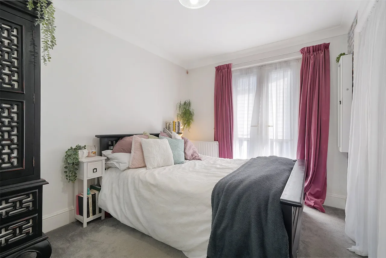 Horsham Road, Dorking, RH4, photo 6