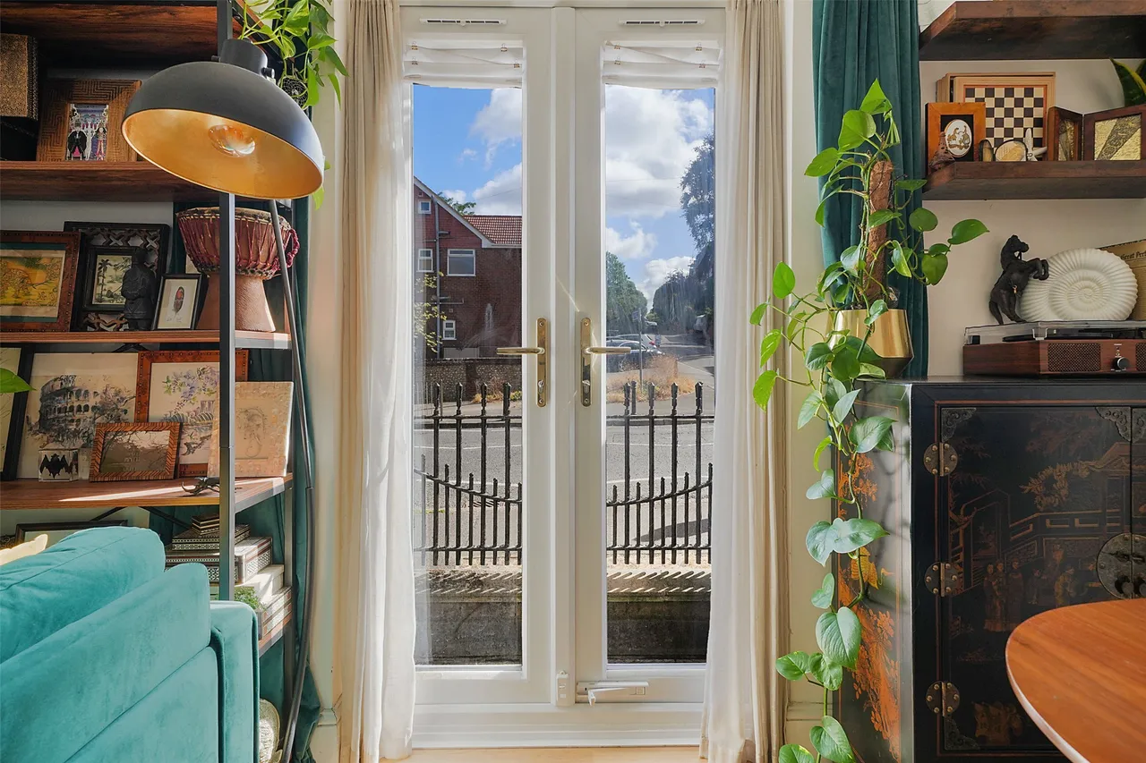 Horsham Road, Dorking, RH4, photo 5