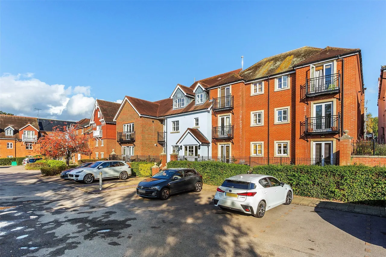 Horsham Road, Dorking, RH4, photo 12