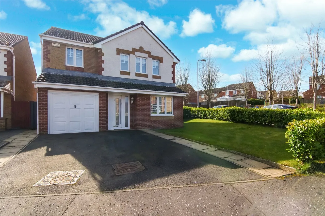 4 bed house for sale — Smith Way, Bishopbriggs, Glasgow, East Dunbartonshire, G64