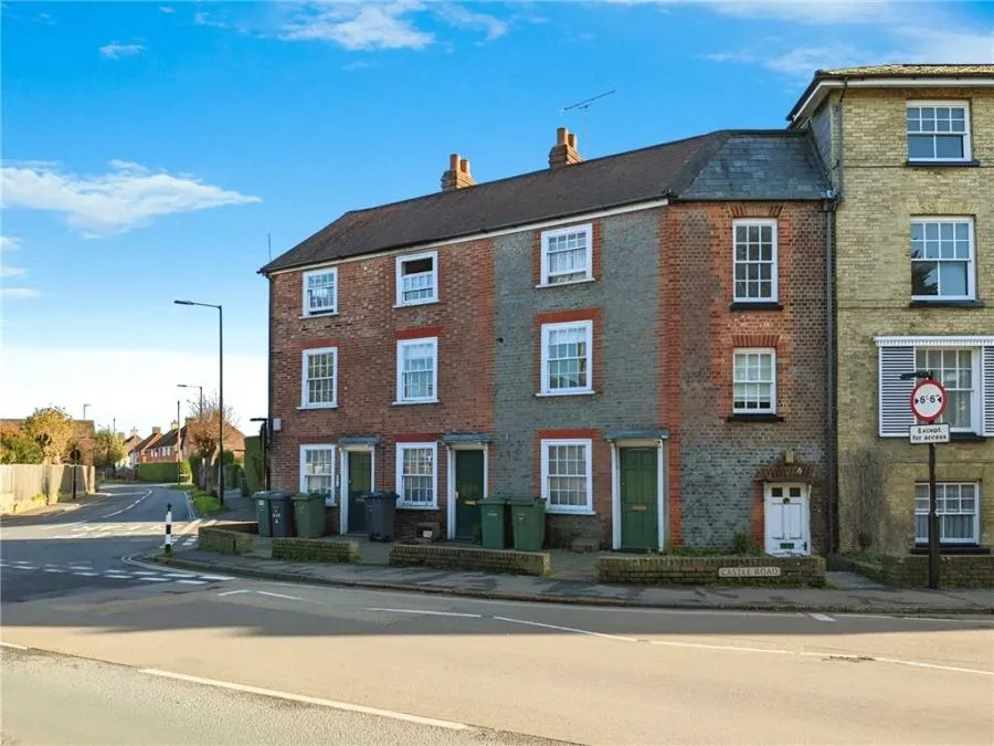 1 bed flat for sale, Carisbrooke Road, Newport, PO30