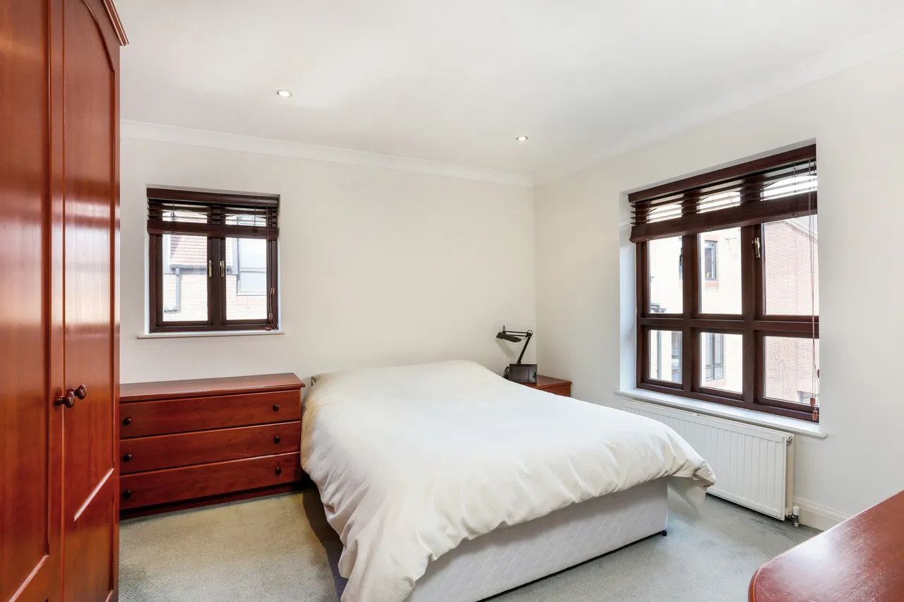 Sheet Street, Windsor, SL4, photo 11