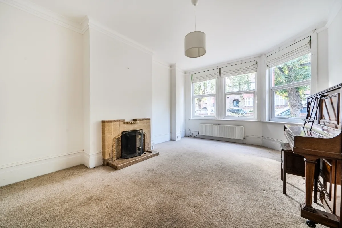 Hemington Avenue Barnet N11, photo 8