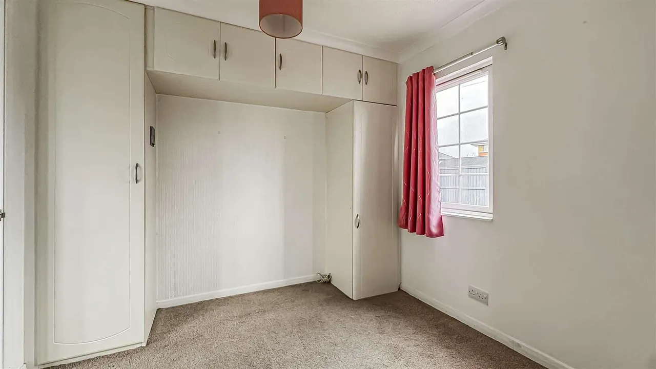 Leigh Square, Windsor, SL4 4PT, photo 4