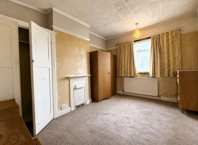 Dunstable Road, Luton LU4 8BT, photo 6