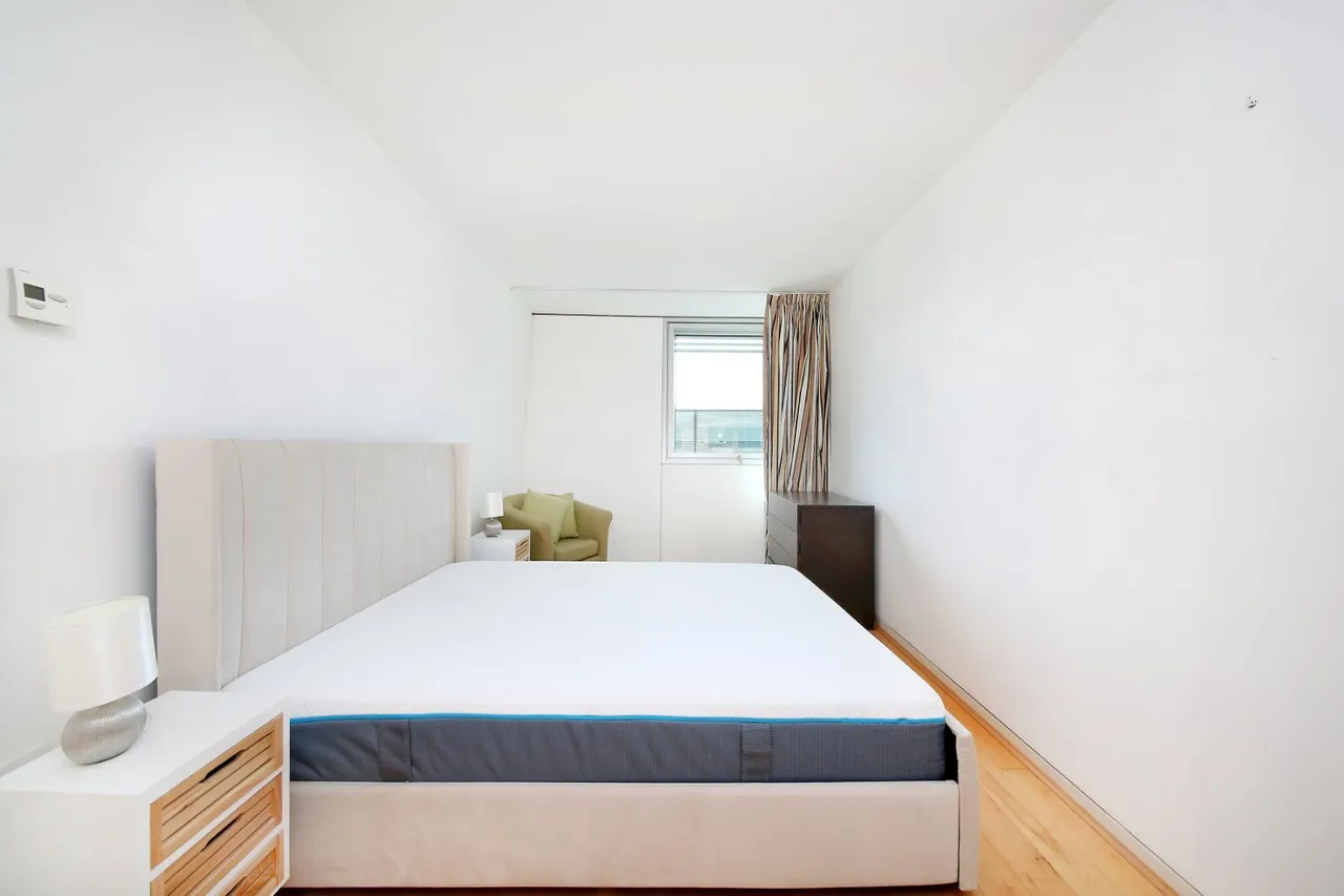Hester Road, London, SW11, photo 5