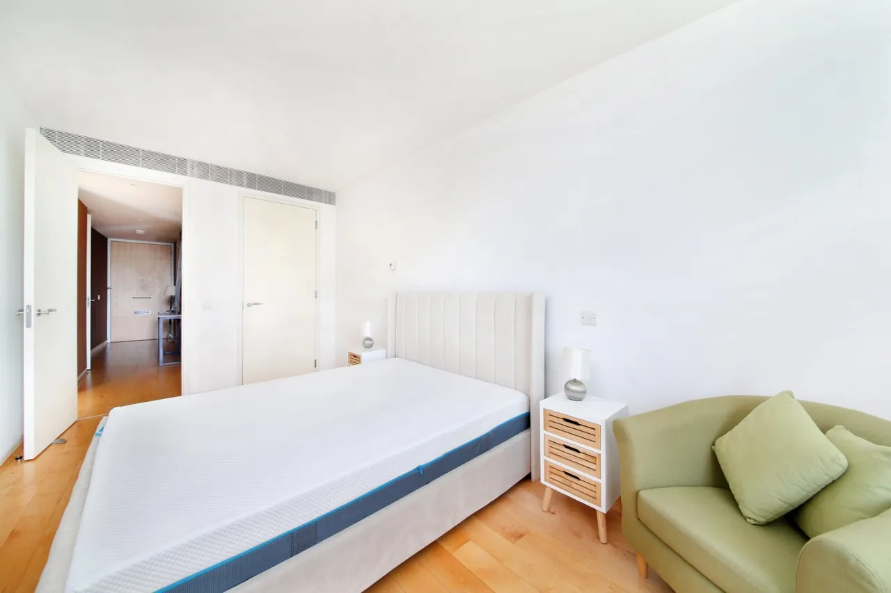 Hester Road, London, SW11, photo 6