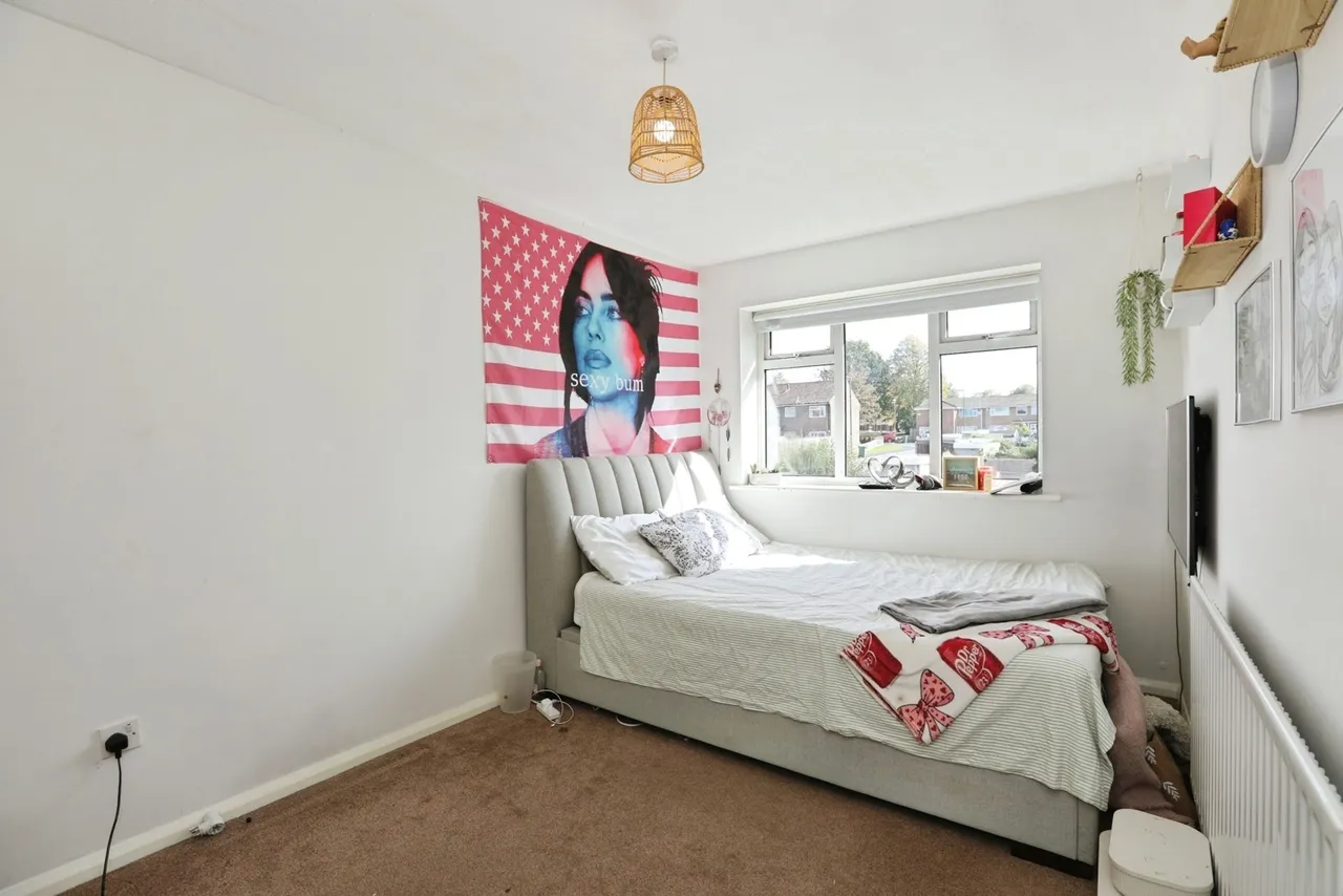 Blenheim Road, Horsham, RH12, photo 10