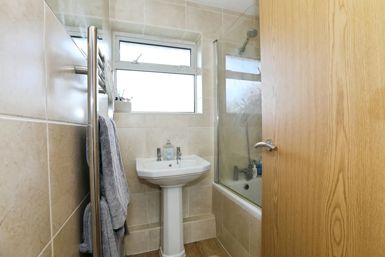 Blenheim Road, Horsham, RH12, photo 19