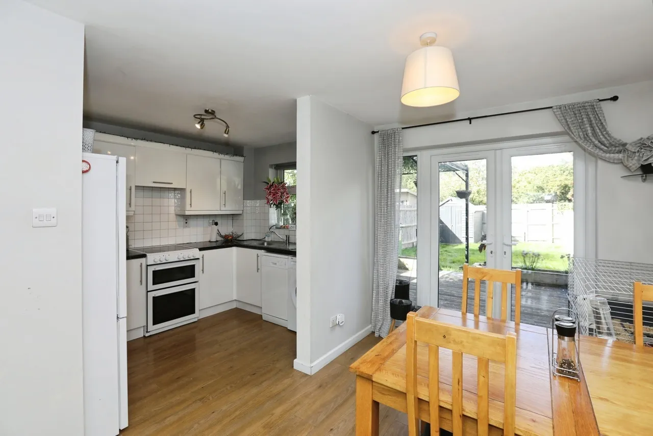 Blenheim Road, Horsham, RH12, photo 5
