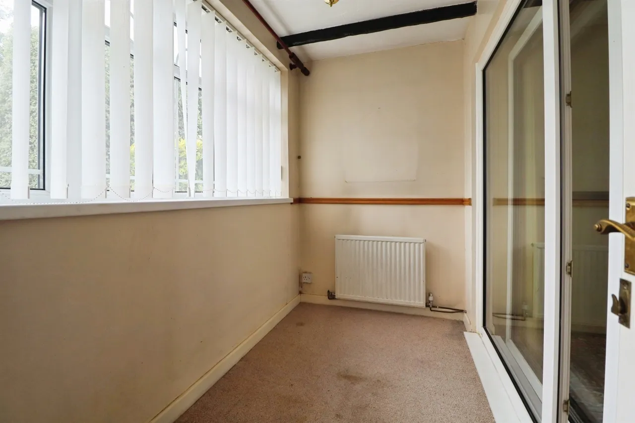 Glen Mavis Way, Barry, photo 11