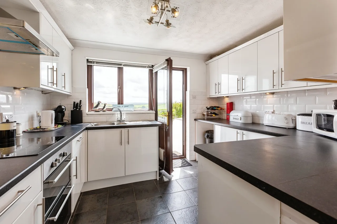 Sarahs View, Padstow, PL28, photo 9