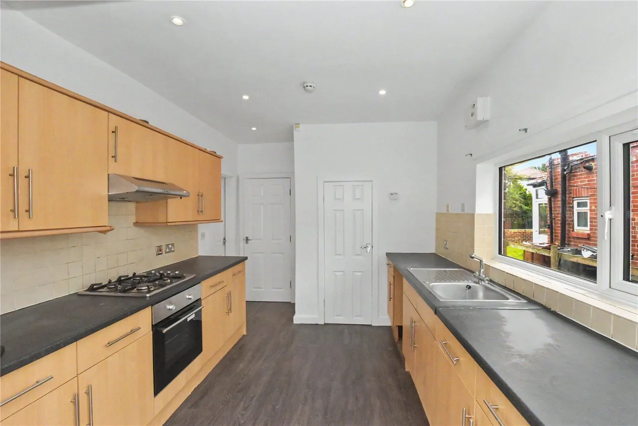 Becketts Park Drive, Becketts Park, LS6, photo 4