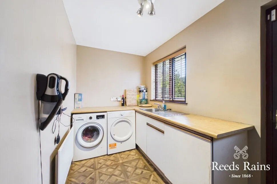 Highfields Avenue, Lisburn, BT28, photo 13