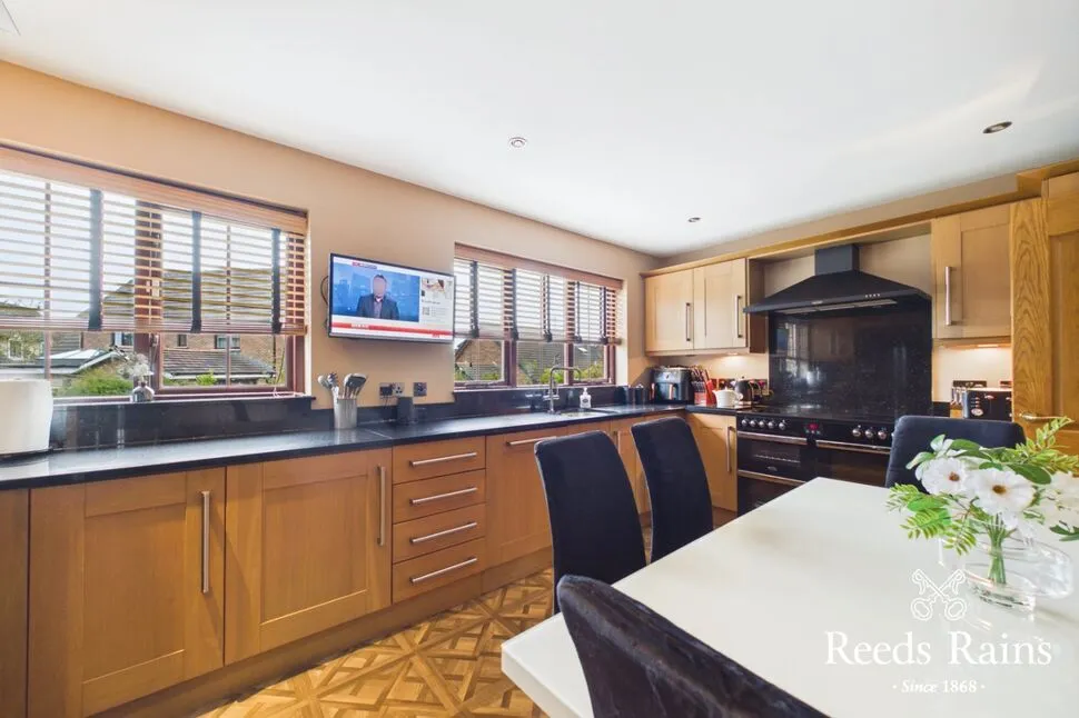 Highfields Avenue, Lisburn, BT28, photo 5