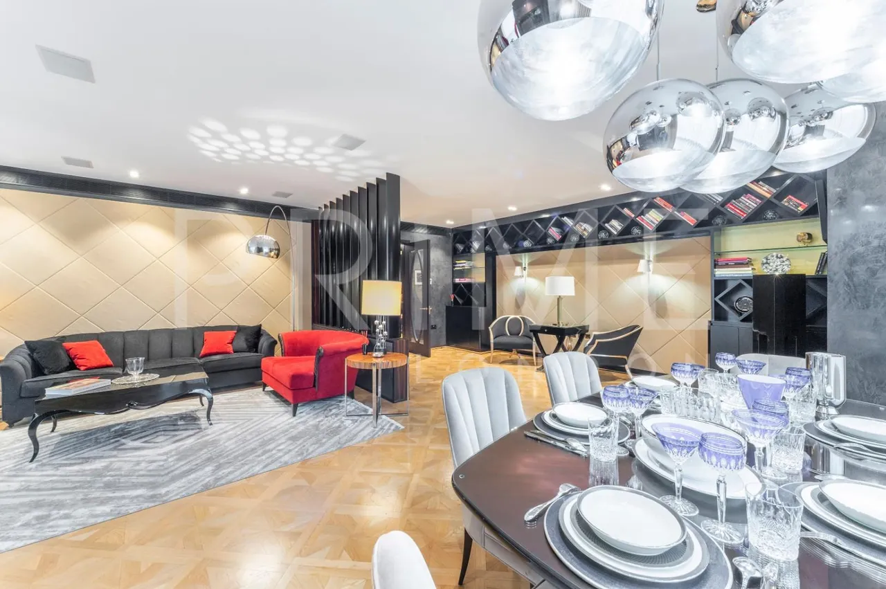 Knightsbridge, London, SW7, photo 2
