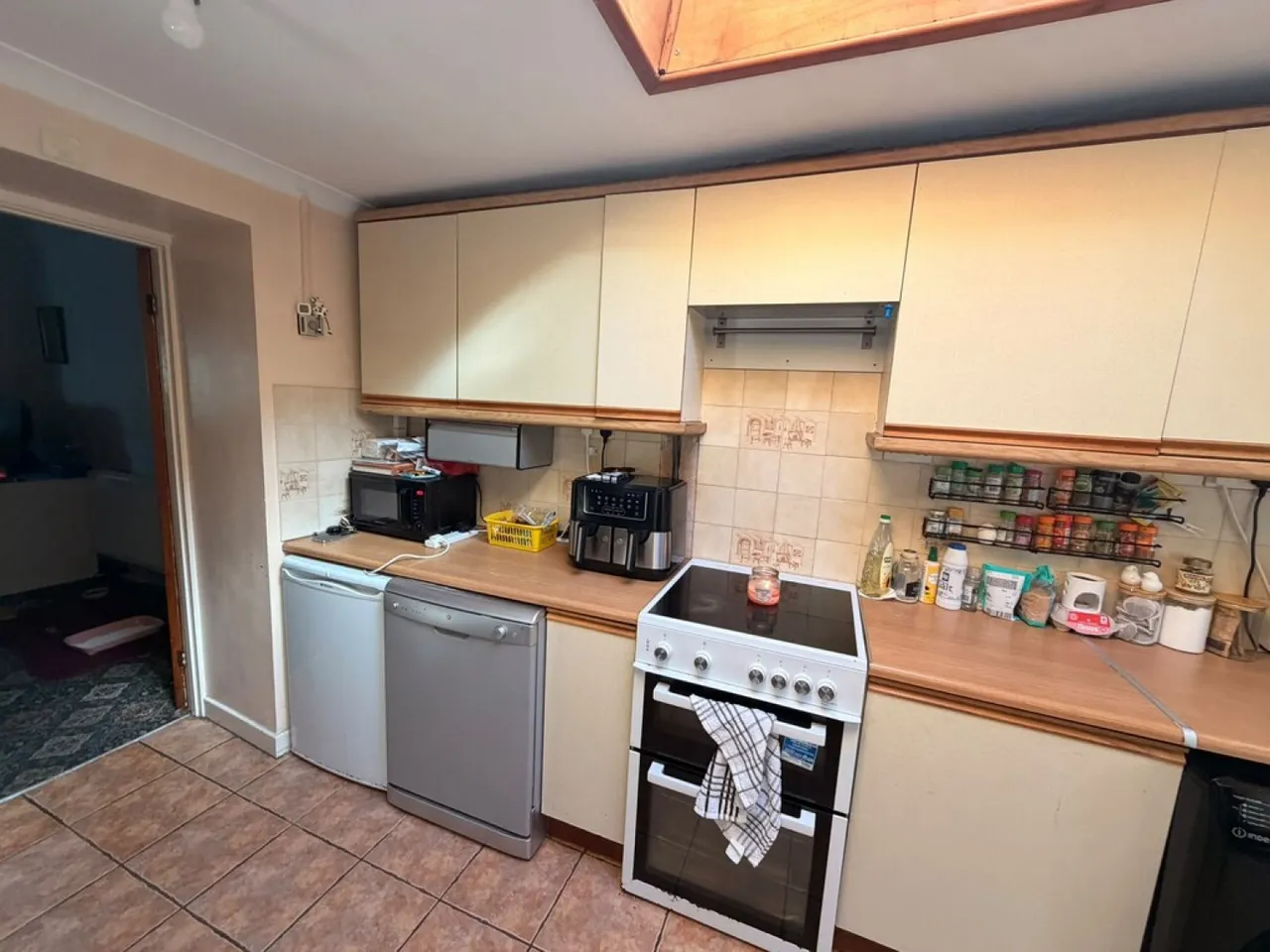 Harriet Town, Troedyrhiw, CF48, photo 6