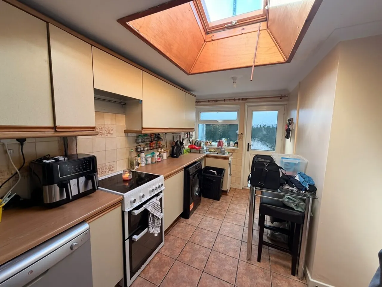 Harriet Town, Troedyrhiw, CF48, photo 7
