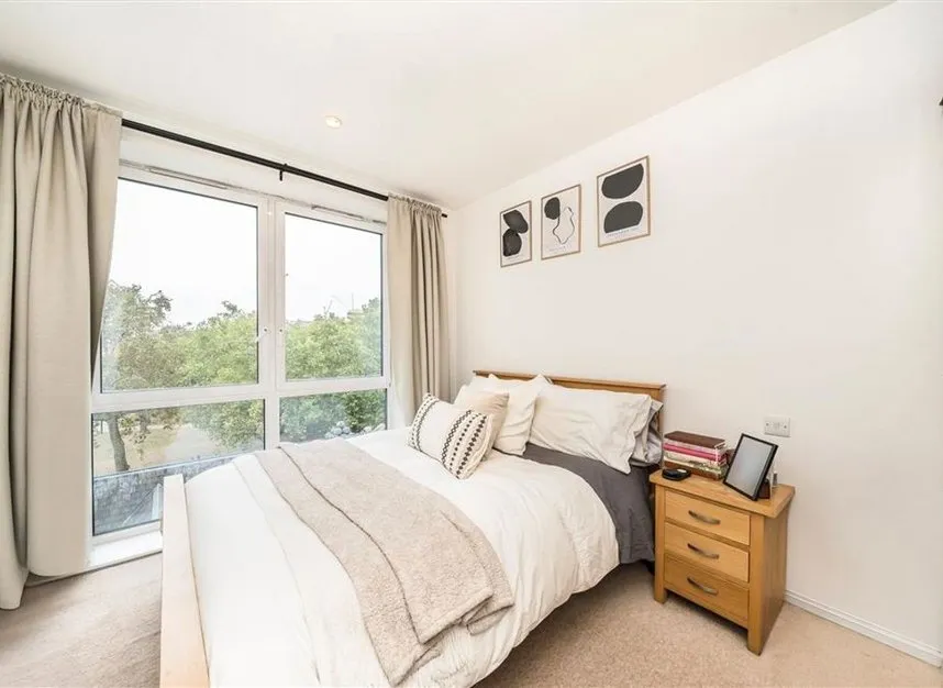 Major Draper Street, Royal Arsenal, SE18, photo 6