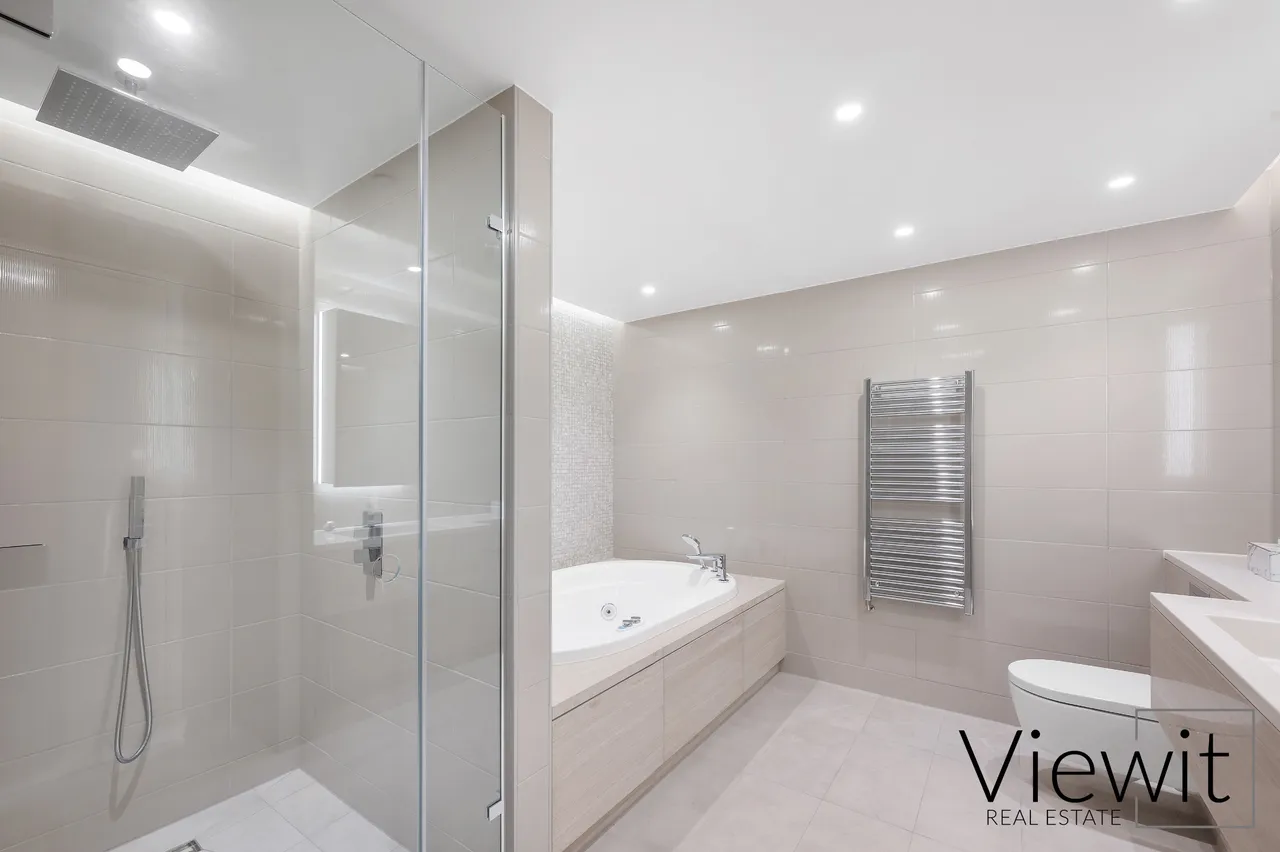 Versace, Damac Tower, photo 17