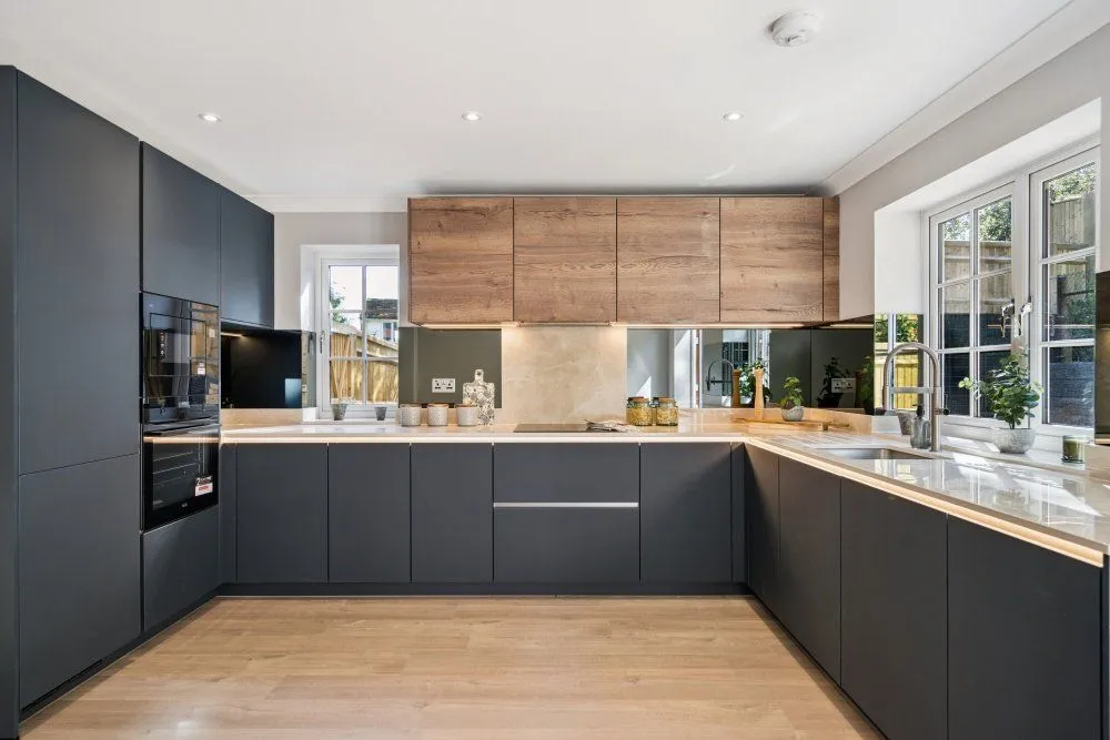Critchmere Hill, Haslemere, Surrey, GU27 1LS, photo 10