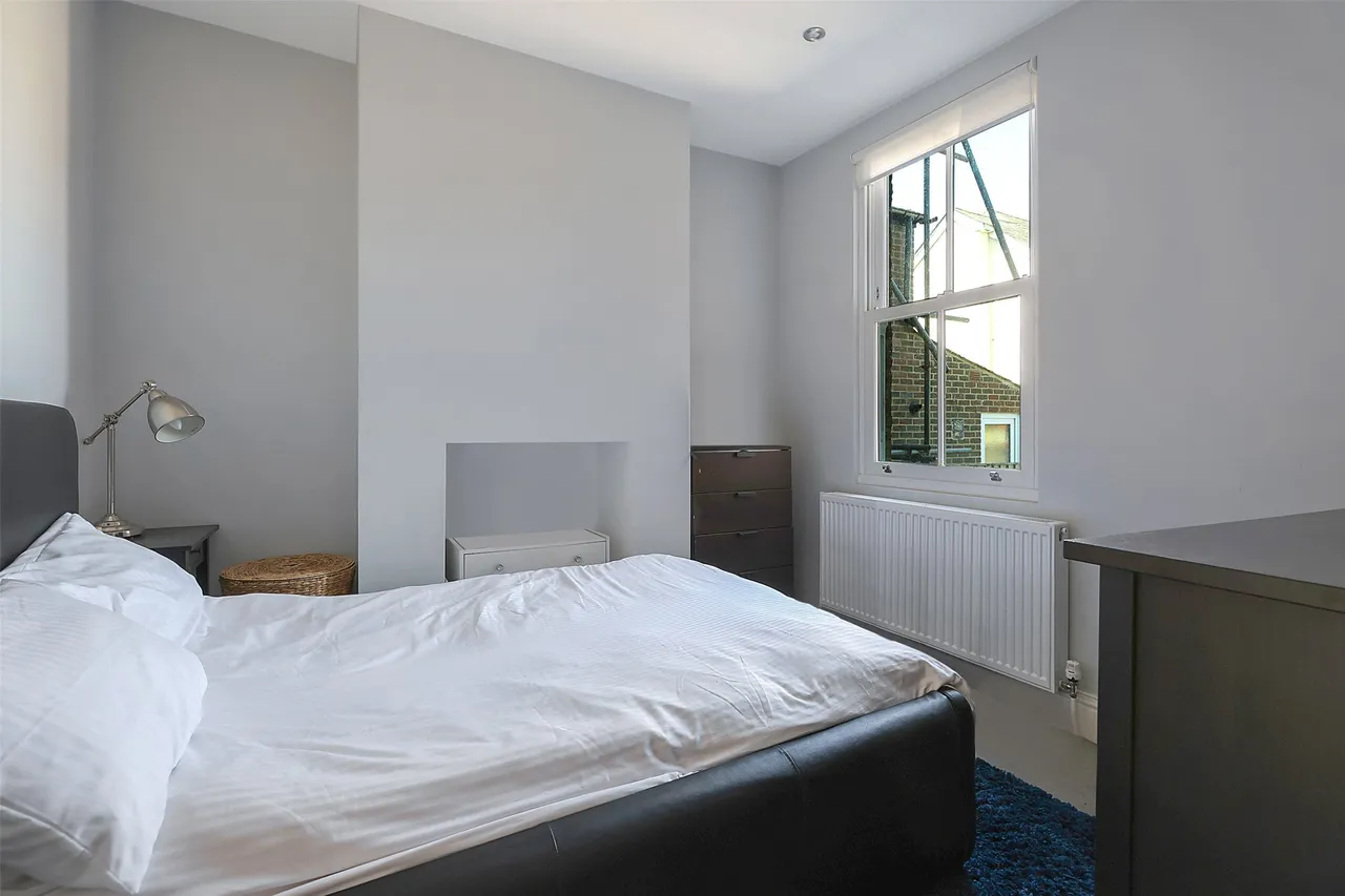 St. Marys Road, Reigate, RH2, photo 8