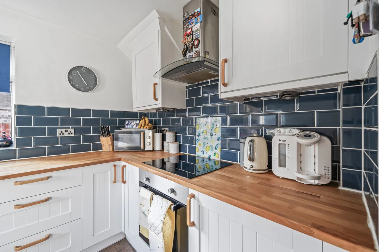 Lincoln Drive, Ashton-In-Makerfield, WN4, photo 11