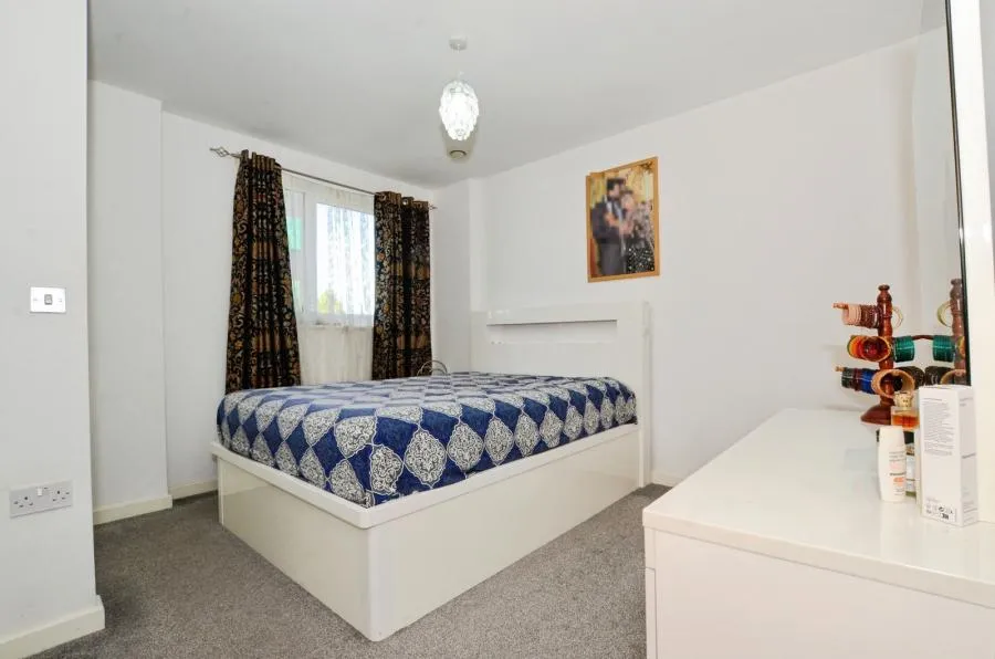 Matthews Close, Wembley, HA9, photo 7