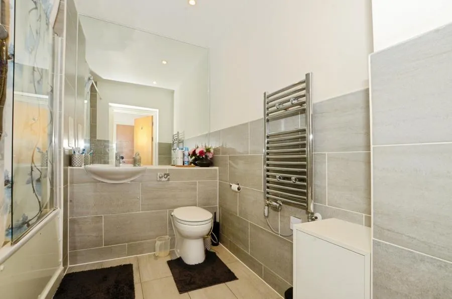 Matthews Close, Wembley, HA9, photo 15