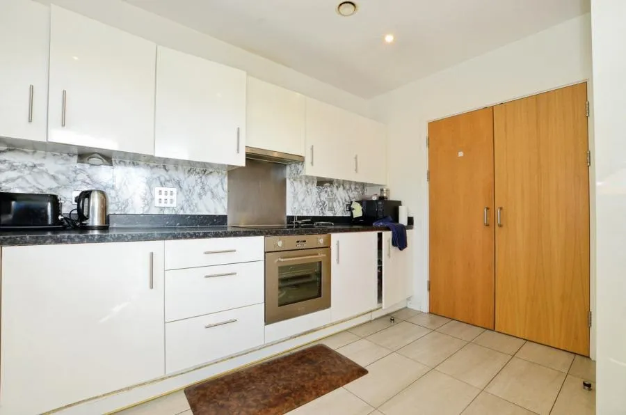 Matthews Close, Wembley, HA9, photo 5