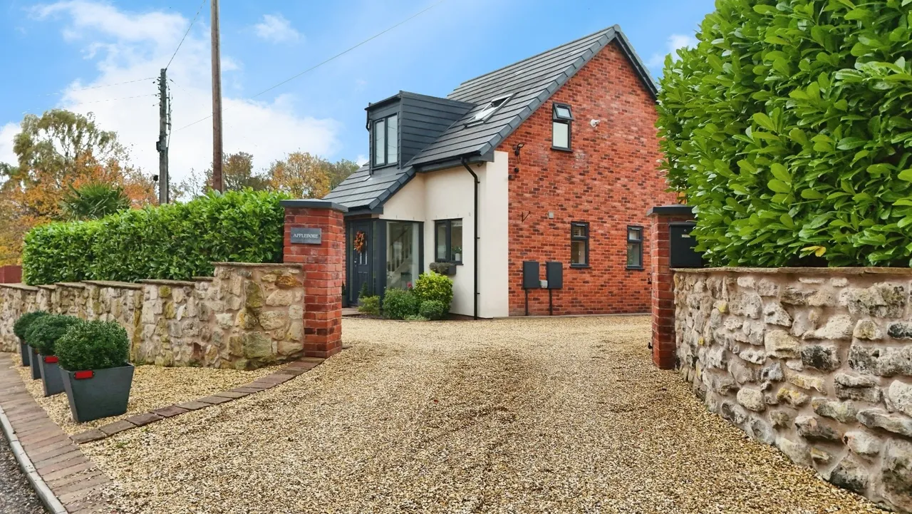 3 bed house for sale — Appledore, Mount Pleasant, Ketley Bank TF2 0BX