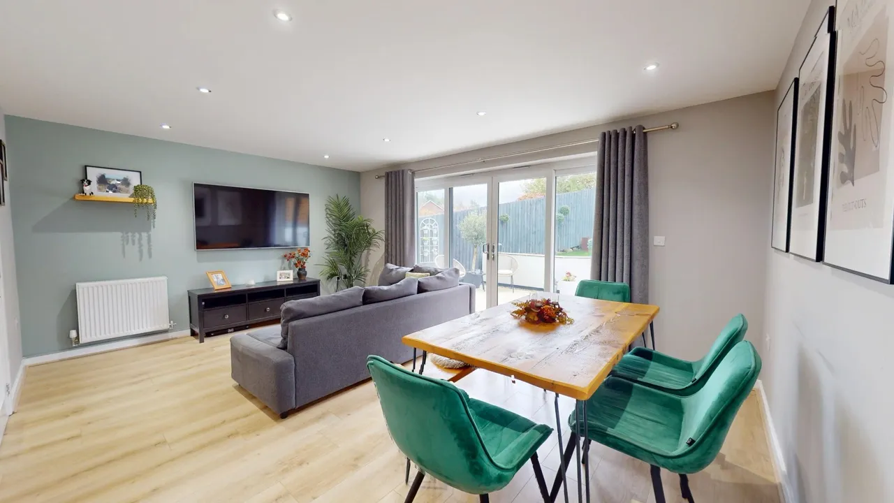 Appledore, Mount Pleasant, Ketley Bank TF2 0BX, photo 6