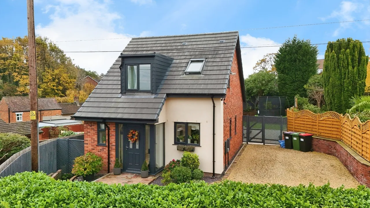 Appledore, Mount Pleasant, Ketley Bank TF2 0BX, photo 17