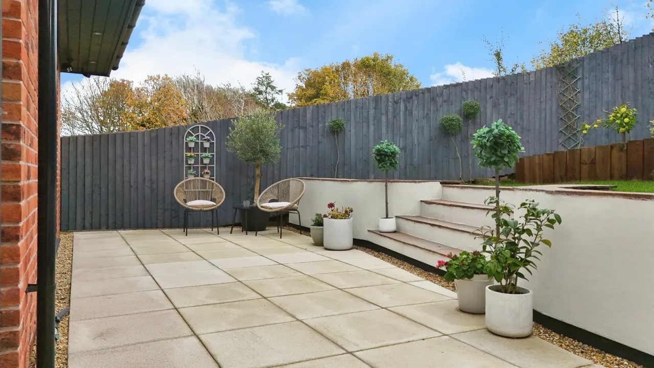 Appledore, Mount Pleasant, Ketley Bank TF2 0BX, photo 16