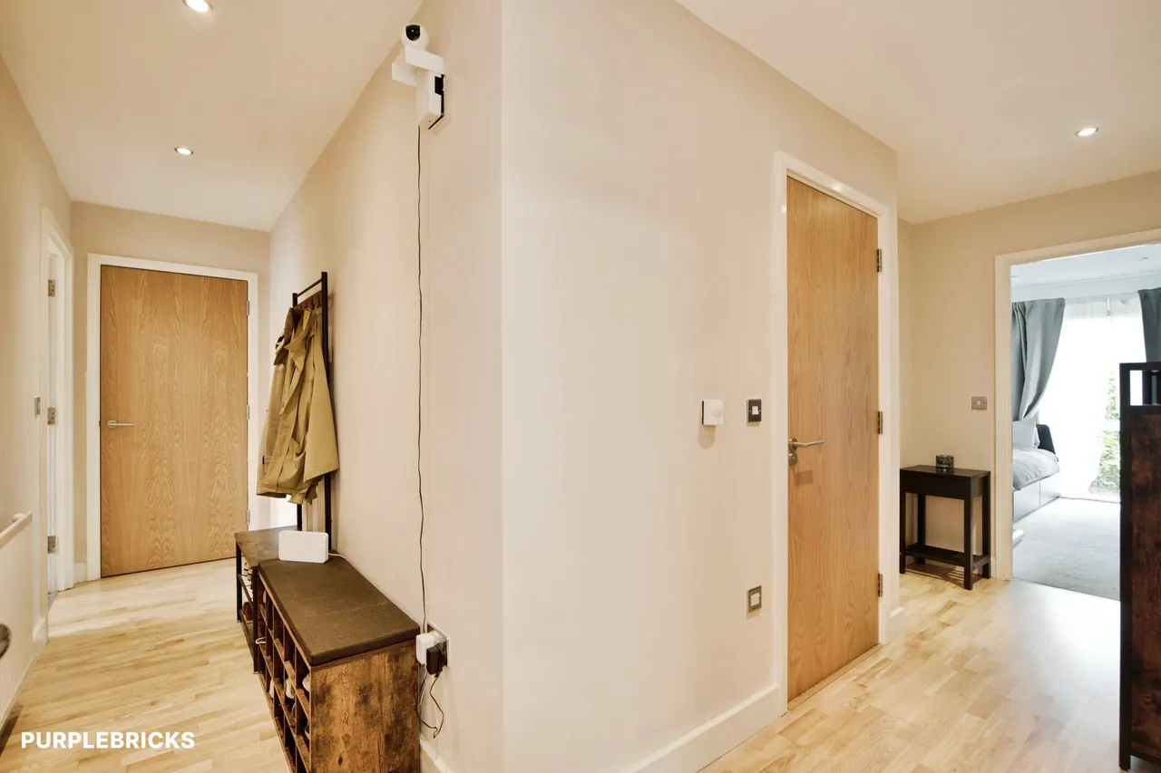 Tyas Road, London, E16, photo 9