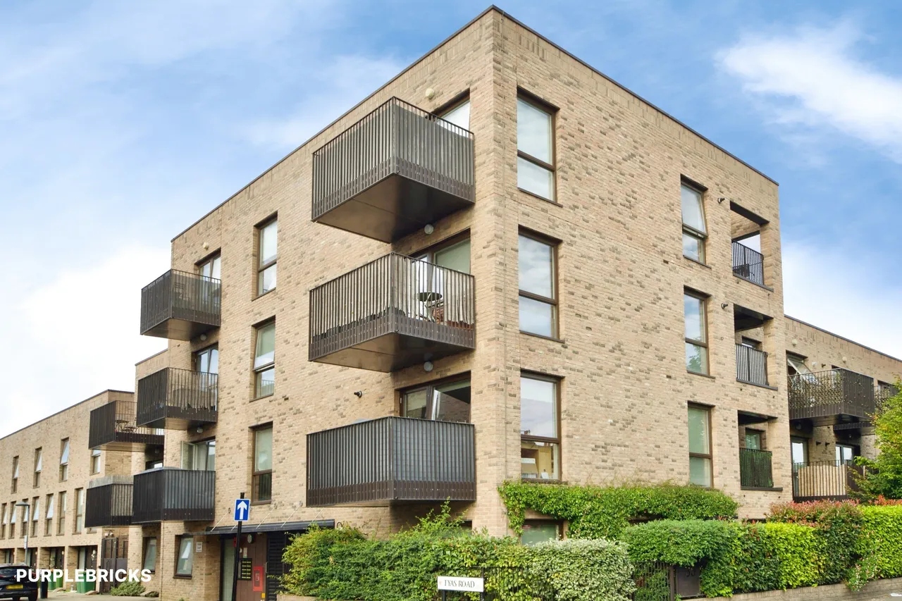 Tyas Road, London, E16, photo 15