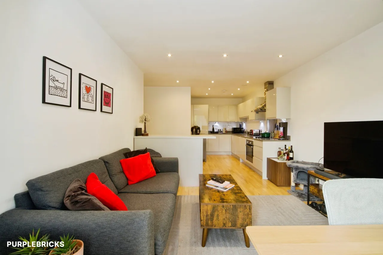 Tyas Road, London, E16, photo 8