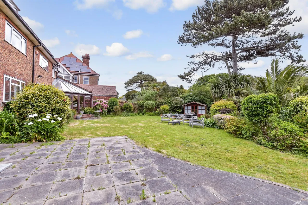 Dover Road, Walmer, CT14, photo 2
